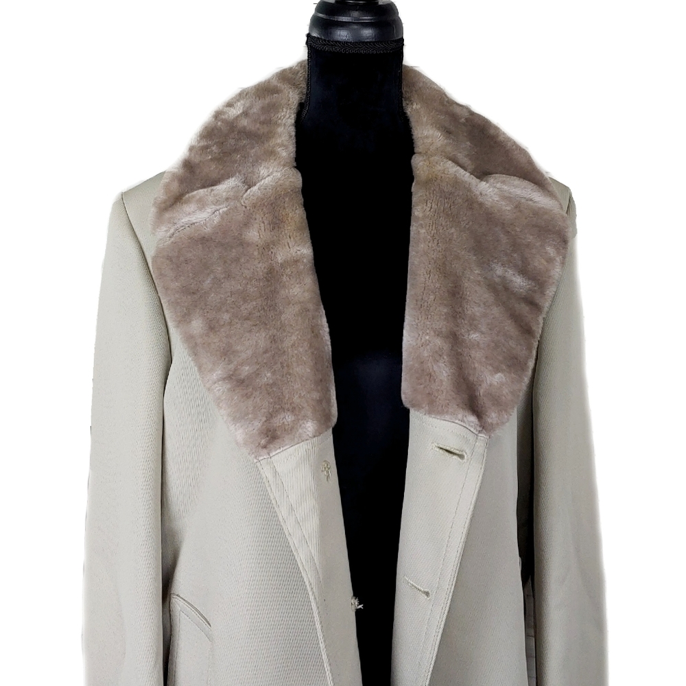 *SOLD*London Fog Prisyine Vtg Mens 42L Faux Fur Collar Beige Over Coat - Picture 4 of 14